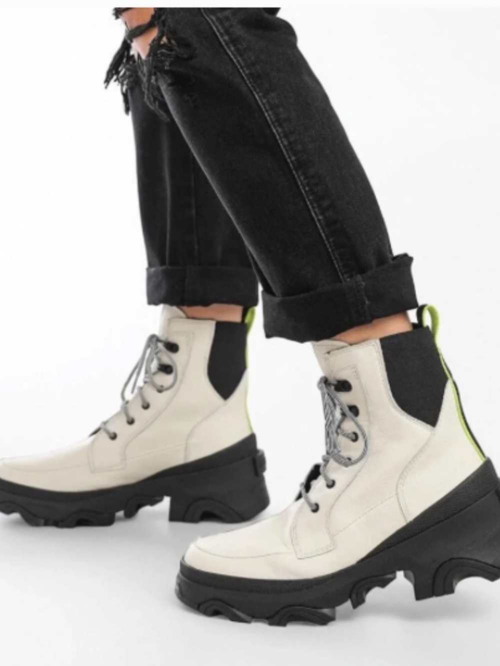 SOREL Brex lace up waterproof boots Size 9 NWOT